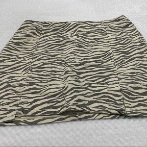 Altar'd State Black and Cream Pencil Mini Skirt